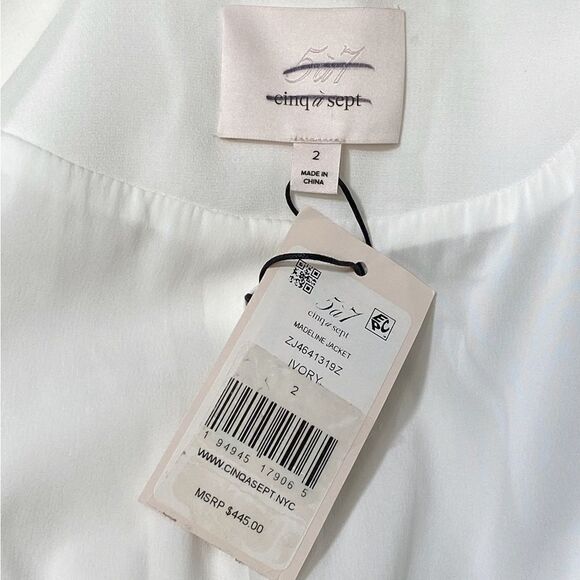 Cinq à Sept Madeline Bell-Sleeve Blazer size 2 - Picture 13 of 14